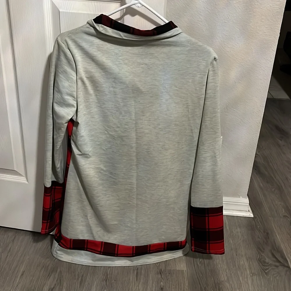 Sweatshirt - Picture 4 of 4